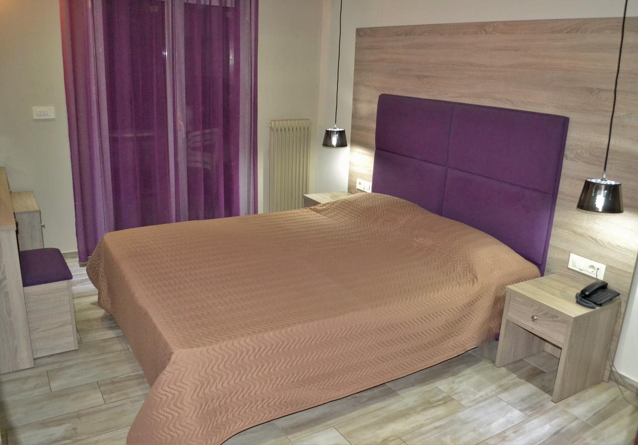 Ritsas Hotel トロン エクステリア 写真
