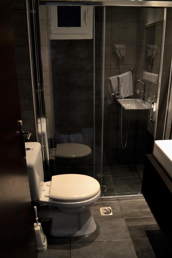 Ritsas Hotel トロン エクステリア 写真